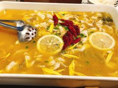 -山里人湘菜·山茶油炒土鸡(嘉邻中心店)