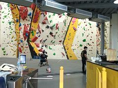 -问山MountQuest攀岩馆