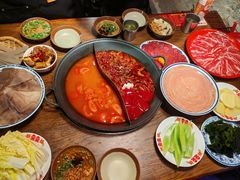 -萍姐火锅·公路夜市(武汉首店)