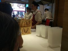 等位区-老通城豆皮大王(吉庆街店)