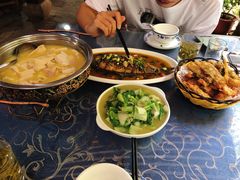 红烧鲫鱼-国生茶庄·地道农家菜团建活动
