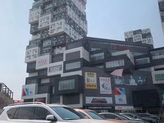 -资和信百货商场
