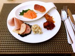 -亮马河饭店翠雅咖啡厅