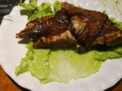 烤猪蹄-三个大叔东北烧烤·砂锅菜(西三旗店)