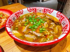 豆腐花肥牛-破三川·新川菜(静安大融城店)