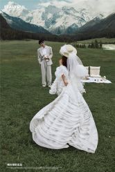 -至臻微拉婚纱摄影