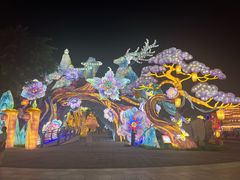 -淄博花灯齐彩城