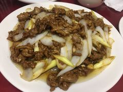葱爆羊肉-胖子菜馆(隆昌路店)