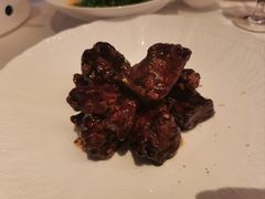 爆汁果香雪花牛肉-上海小南国(国会店)