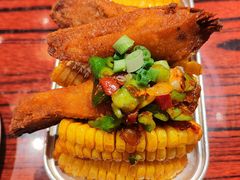 椒盐三文鱼鳍-沙胆彪炭炉牛杂煲(上海日月光广场店)