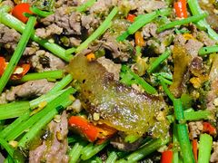 猫儿山的小黄牛-吃饭皇帝大(合生汇店)