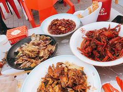 -郑东靓靓虾馆·金牌油焖大虾(天泽街店)