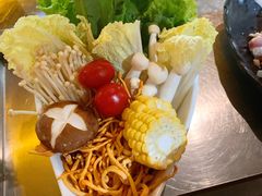 健康养生拼盘-探窝·竹笙椰子鸡(杨箕店)