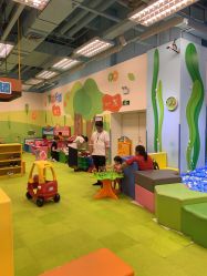 -莫莉幻想儿童乐园(广州番禺永旺店)