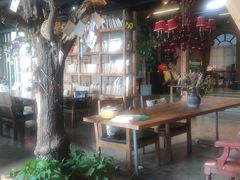 -reading cafe瑞汀咖啡(新华路店)