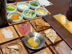 -银米·云南传统过桥米线(双廊黑金冠店)