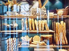 -红跑车蛋糕世界(龙湖杭州西溪天街店)