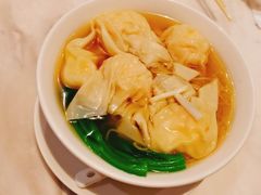 -香港百合居(LCM置汇旭辉广场店)