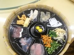 过桥米线-老国贸云南传统过桥米线(滇池店)