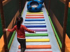 -蒙特利亲子乐园