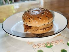 -华莱士·炸鸡汉堡(西中市店)