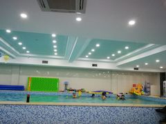 -乐悠游亲子游泳俱乐部