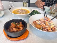 -新天明砂锅鱼头煲