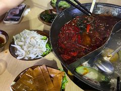 -乐闹闹重庆火鍋(民治店)