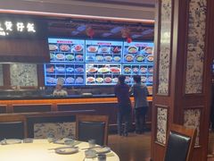 -八府香鸭·啫啫煲(华山路店)