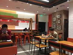大堂-汉堡王(上海虹口龙之梦)