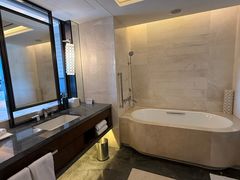 -舟山希尔顿酒店