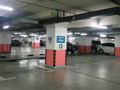 -中山公园-龙之梦停车场