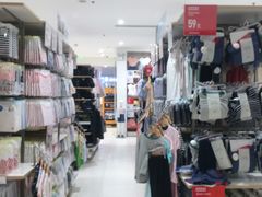 -优衣库(上海金桥国际商业广场店)