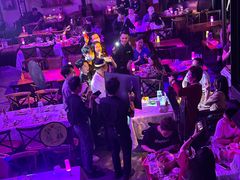 -胡桃里音乐酒馆(白云五号T5 MALL店)
