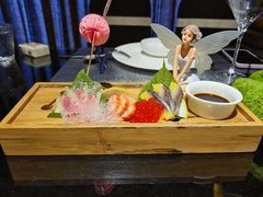三文鱼拼日式青花鱼配水果鱼子酱-魔厨私房菜(观音桥店)