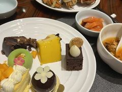 -君来湖滨饭店·玫瑰园