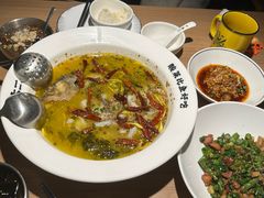 -太二酸菜鱼(武汉光谷保利店)