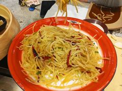 -破瓦寒窑·地摊烤羊排