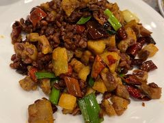 -龙大哥辣子鸡(亚太中心店)