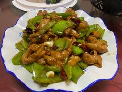 -哈尔滨菜馆(马家园南街店)