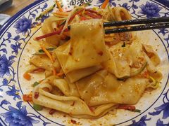 油泼扯面-陕味食族油泼面·小炒盖码面(双榆树店)