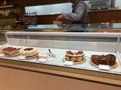 面包甜点陈列柜-EVERNAKED裸蛋糕(SOHO天山店)