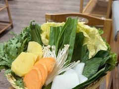 -灶知轩湘西石锅鱼(万佳广场店)