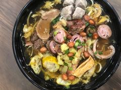 -阿芬卤面(花巷店)