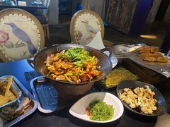 泥炉碳火牛蛙-西街夜油条·麻团包乌饭