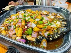 -重庆万州烤鱼(鼎好鱼餐饮临港宝龙店)