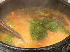 -贵府酸汤牛肉火锅·贵州老字号(飞山街店)