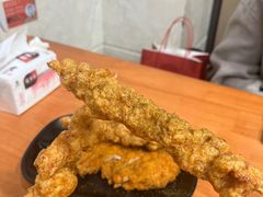 -莱莱小笼·乔艾