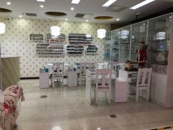 店内环境-炫彩美甲美睫皮肤管理