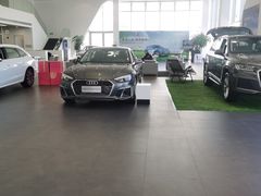 -上海冠松华奥奥迪4S店(张江店)